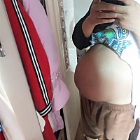 38周了  偶尔有一点点的宫缩     但是看着肚子没下坠啊