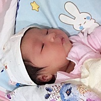 小千金驾到，顺产七斤女宝宝…