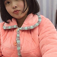 我真的哭笑不得 每次带我女儿出去逛街吃饭 总会有人对我指指点点 说这个人看起来十七八岁 怎么这么早就...