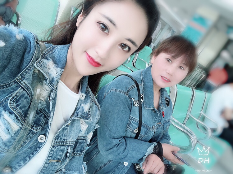 是的，这不是我亲妈，这是我婆婆！我们穿的亲自