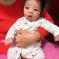 明明是个男子汉长得像个小女生...