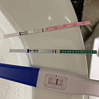 3月18来的例假，上周同房，测出很浅的，是否确定啊