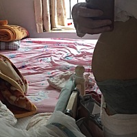 产后35天了，肚子还是6个月那么大，怎么办啊？好苦恼啊！