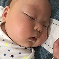 这几天有点咳嗽的小宝宝。吃药后拉的大便次数多。便便每次都只有一点点。有宝妈碰到过同样情况吗？