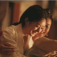赵丽颖月子期间大哭：女人最难熬的是产后第一年！   近日，升级奶爸后的冯绍峰现身成都参加活动，在接受...