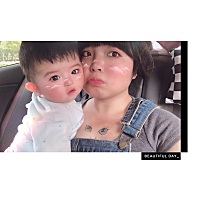 既然每次妈妈带你出去都被误认为未成年 那以后咱俩就以姐妹相称好了 以后喊我姐姐哈哈哈哈