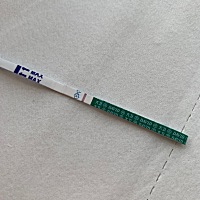 3月24号月经，今天测的是不是无效，还是没有白板啊，感觉下面有黑印，但是那么靠下，是不是无效，哪位帮...