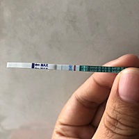 比昨天加深了一点点，但还是不太明显