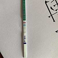 帮忙看看有印吗？眼睛花了，出现幻觉了，末次月经3月24