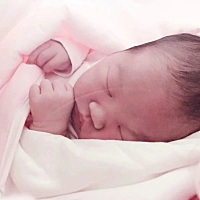 老大卸货啦，阳历二月二十二产下小棉袄一枚，六斤八两，50厘米。还有几天就出月子了。哈哈哈哈希望所有...