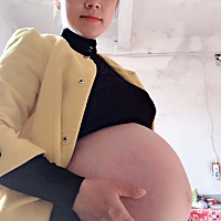 一月前的今天太难忘了，二胎顺产去了半条命，生下来7.5斤女宝，孕期所有人都说会生男宝，哈哈，成功翻盘...