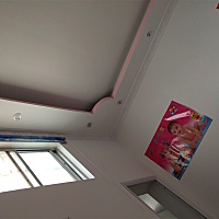 天亮了，该起床了！男盆友的妈妈又该来喊吃早饭了！其实有个婆婆挺好的，我俩回他家之后，再也不愁早上...