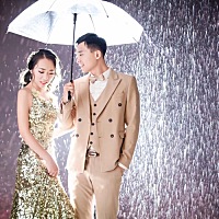 相识2790天，相爱2668天，结婚568天，领证432天，怀孕449天，生娃153天，我们依然相爱如初，感谢一路的...