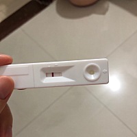 有没有宝妈跟我一样剖宫产七个半月又意外怀孕的吗？我这次真的是意外做梦都想不到会中的，姨妈来的前三...