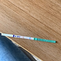 18号排卵日 安排了一次 今天好奇测了一下 希望成功