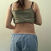 4.15号凌晨，女宝宝一枚，孕期肚子都说是男孩。我自己很早就知道是女孩啦！小泡芙，我们一起成长