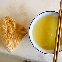 从孩子出生以后特别喜欢吃小米饭 l