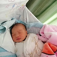 4月16日顺产大儿子一枚，7.4斤，中间过程非常顺利，头天晚上肚子疼，第二天早上打催产素，开始28滴...