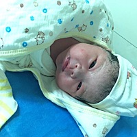 昨天下午3:12喜获佩奇一枚，所有看过我肚子的人都说是儿子！生孩子宫缩真的痛到怀疑人生，但是因人而已...