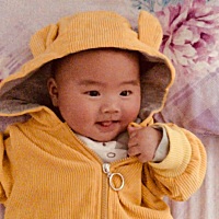 有没有宝宝竖抱的时候头总事撞到妈妈下巴的？🥺