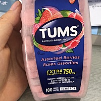 请问宝妈们，你们是几个月开始吃钙片的？我现在四个多月，吃的是意大利的一种钙片，不知道好不好，你们...