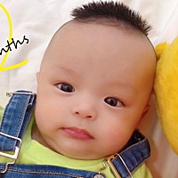 🧸baby four months🧸🎈 从小就要做最亮滴仔😝😝😝