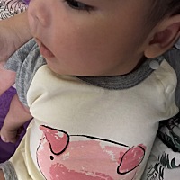 小猪妹🐷 越看越像男宝宝。哈哈哈哈