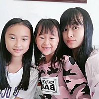 看看两宝谁像我，顺便说下在家带孩子每天都有收入很充实
