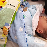 今天宝宝7天了，妈妈的小帅哥👶
