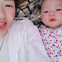 宝宝两个多月了，好累啊出生到现在没有一觉到天亮过😂，晚上一个小时醒一次，真的真的好累啊，希望儿...