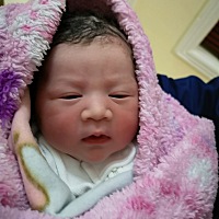 39 4，终于解脱啦超快顺产，到医院一个小时就生了。那个痛苦，生无可恋，再也不要生了。6.3斤的闺女，好...