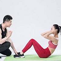 长期不运动的人，也会有疼痛/运动损伤。
 1、日常生活中出现不熟悉的动作，长时间或初次进行时，出现了...