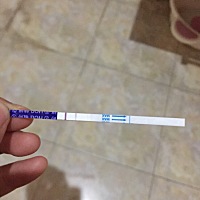 想要怀孕好难啊，前两天测虽然浅，但还是的两条杠，我还惊喜的不得了，今天测就什么都没有了……好失望...