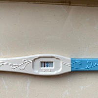 各位亲们，大家帮我看一下，是怀孕了吗？谢谢