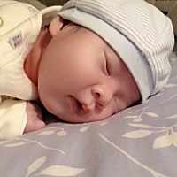 孕晚期多喝椰青，宝宝出生皮肤超好