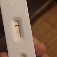 大家看看这个是怀孕了吗  月经5天没有来了。