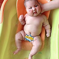 两个半月的小柠檬58CM高，14斤，你的吸收太好了，浑身肉嘟嘟的！🥳🥳🥳