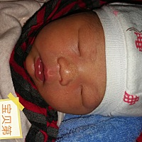 宝宝出生7天了，刚生下来的时候没有黄疸，然后第二天有轻微的黄疸，医院给开了药，感觉宝宝吃了药也没什...