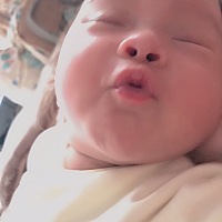 为什么我家的睡觉不老实。动作太多😂