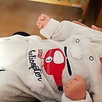 宝宝23天啦！月子中…… 真心不容易啊！挺住！