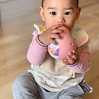 从宝宝出生一直也没来打个卡！！10个月18天啦！！五一快乐