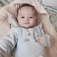 梅子诺小朋友三个月了是个大宝宝了🥰