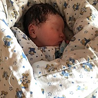 2019年4月29日顺产小猪宝宝一枚，从羊水破到开指到出生总共用了7个小时，不过顺产有撕裂，不过两天就可...