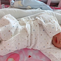 宝宝终于出生了，熬过了前三个月的剧吐，熬过了后期的耻骨痛，熬过了41周还没动静的催生，熬过了宫缩阵...