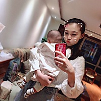 时间好快，一转眼快到夏天了，宝宝也八十多天了，我也要抓住黄金恢复期，努力💪 （最后一张是五一去放...