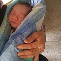 剖腹产男孩，6.4斤，高龄产妇，不敢选择顺产🙏🏻🙏🏻要好好滴