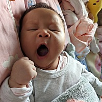 宝宝2个多月了，一天一个样，一点一点长大！感恩！🙏希望宝贝健健康康成长，再累也值得！