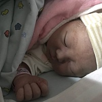 迟来的报喜，于2019年5月1日下午18：06分产下健康男宝一枚。顺产开指坚持到了七指受不了打了无痛，...