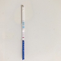 本来今日5月6日来姨妈到现在没有来，刚起床测了一下 （下图）昨天还是白板，大家帮忙看看。