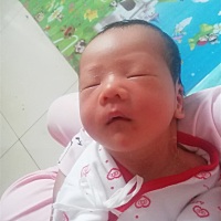 我家的小可爱😘😘出生已经8天了